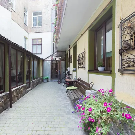 Hotel Staryi Krakiv