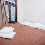 Staryi Krakiv 4*