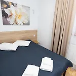 Staryi Krakiv 4*