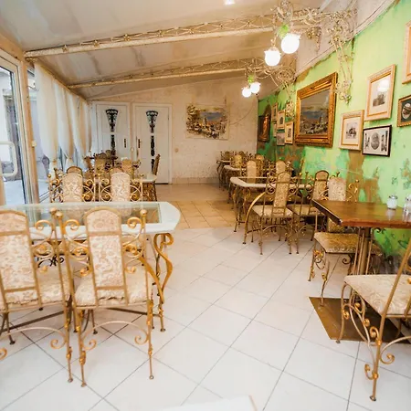 斯达伊哈尔科夫酒店 酒店