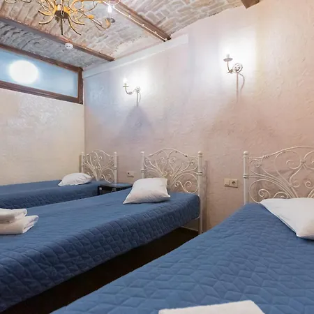 Staryi Krakiv Szálloda 4*