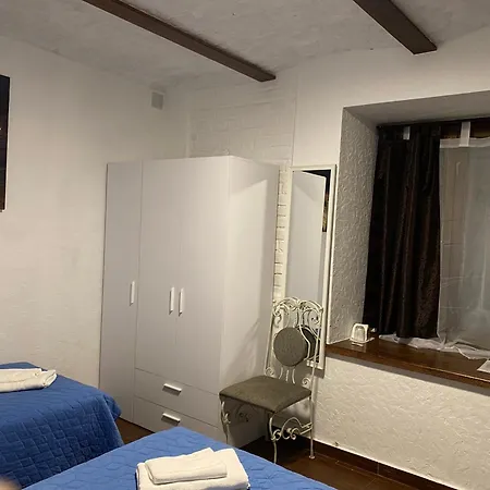 Staryi Krakiv 4*