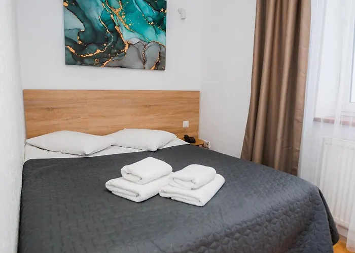 Hotel Staryi Krakiv 4*